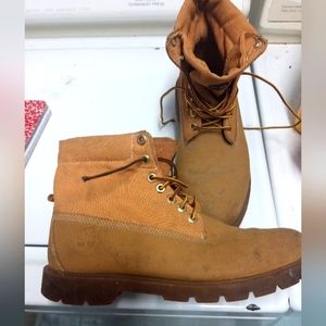 Timberland boots men's size 9